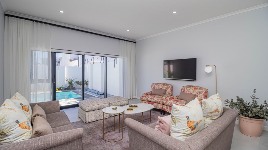 4 Bedroom Property for Sale in Sandown Western Cape